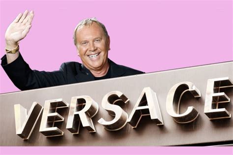 crisi istituzionale versace|Versace a Michael Kors per 2 miliardi, è fatta. La famiglia resta .